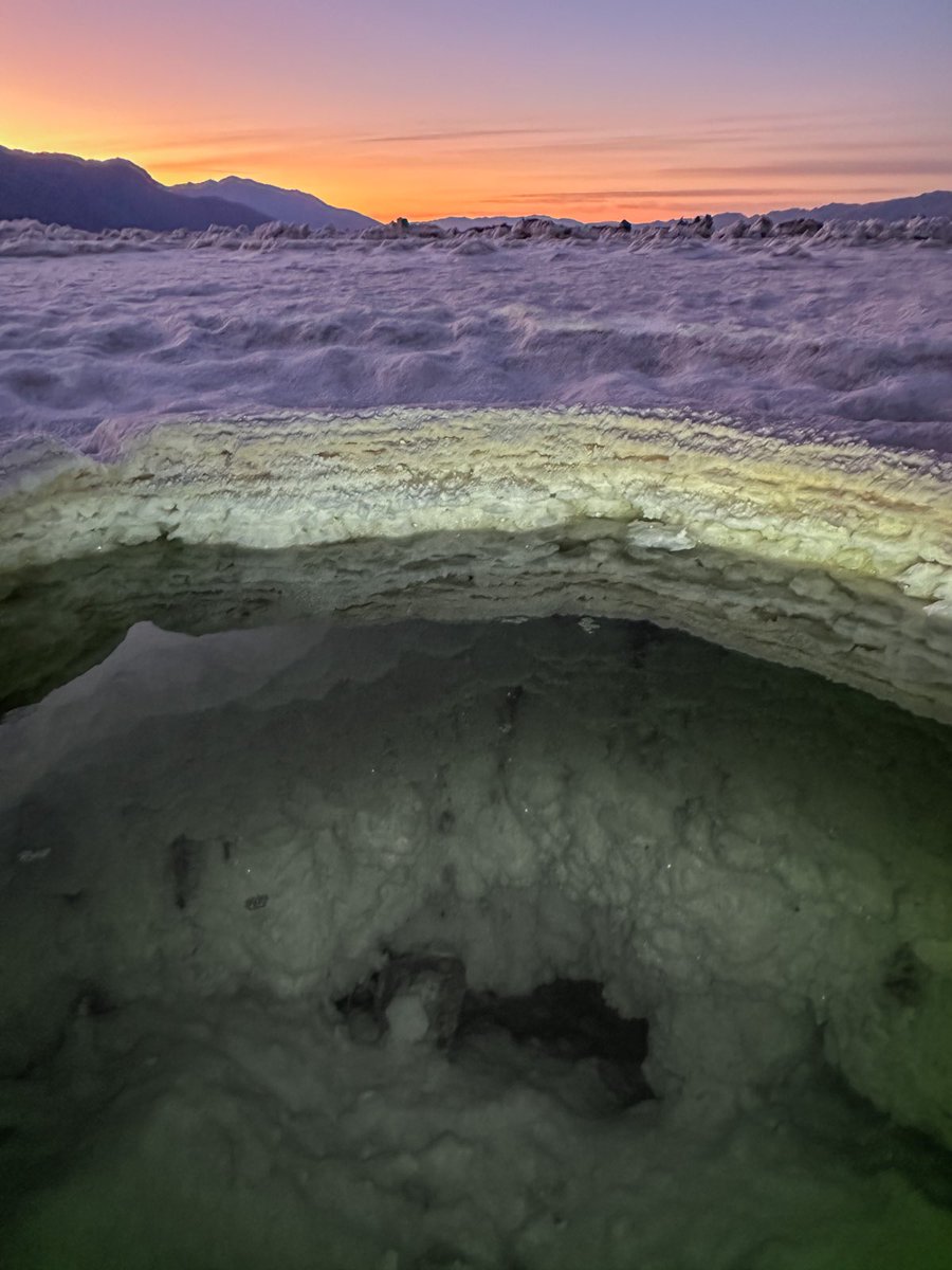 BasinSchool's tweet image. What’s under the salt in Badwater Basin? More salt! And saltwater brine. Death Valley National Park. JeffSullivanPhotography.com