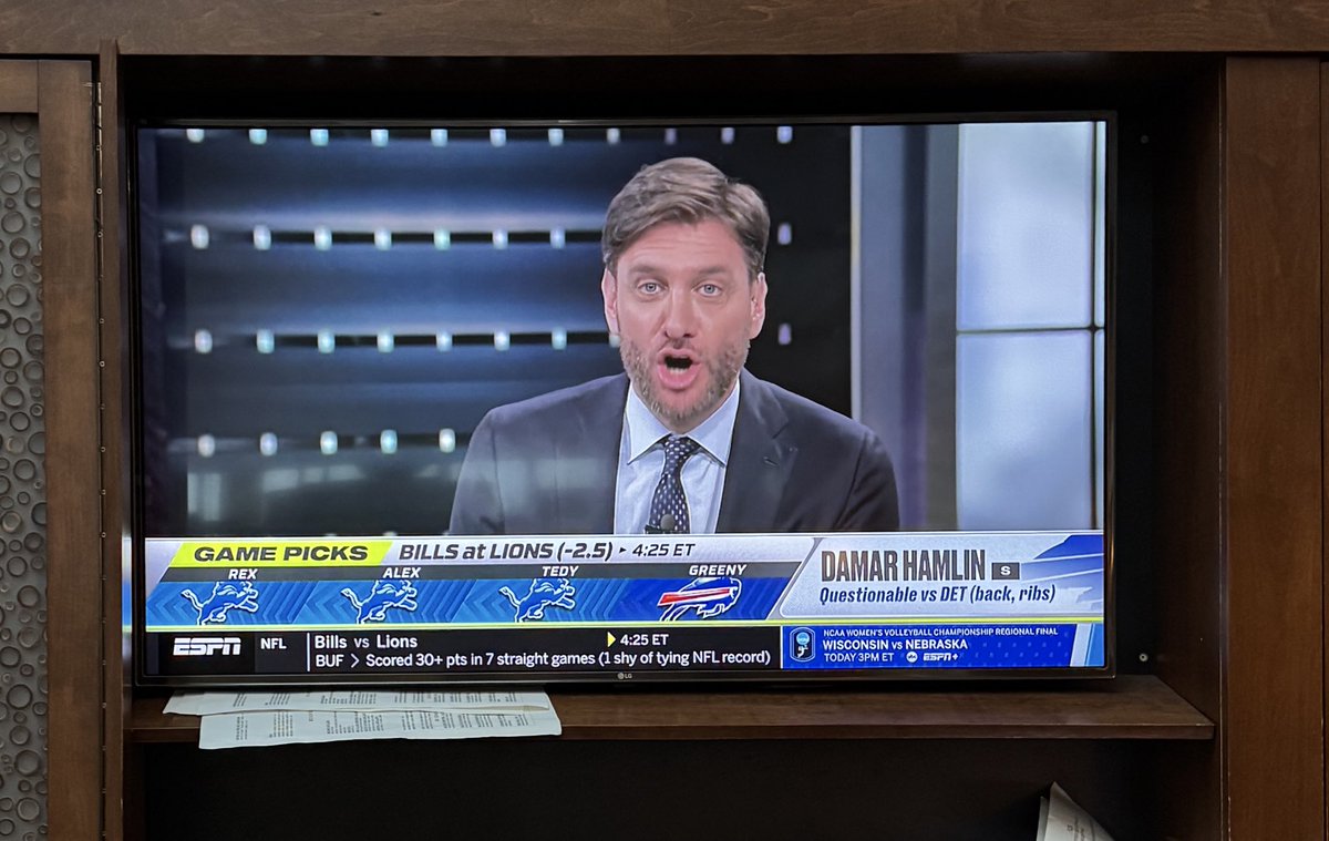 DelReid's tweet photo. 🫡 @Espngreeny https://t.co/TYdz5Xq39r