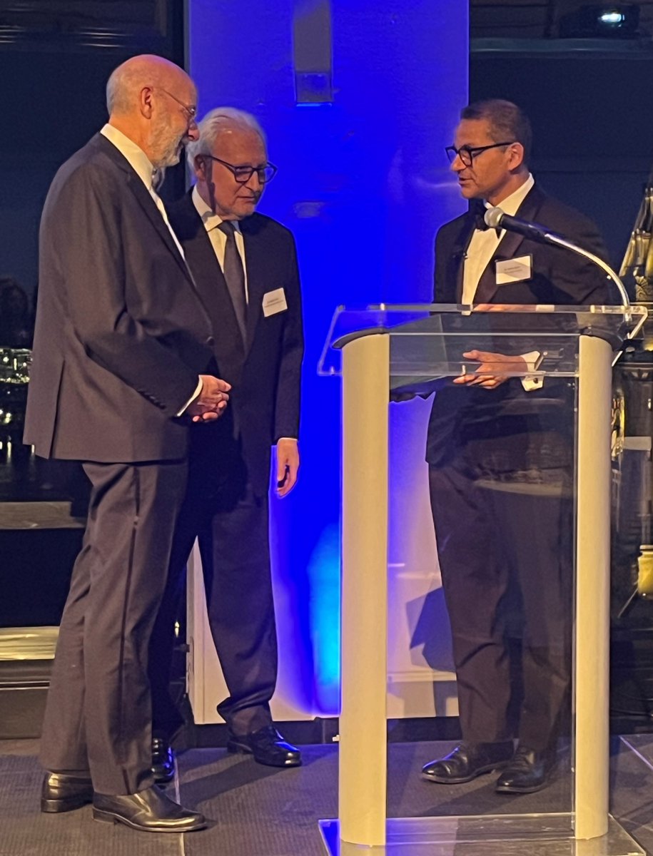 Navin Kapur (@navinkapur4) on Twitter photo The #CSWG was honored to recognize <a href="/BurkhoffMd/">Dan Burkhoff MD PhD</a> with a Lifetime Achievement Award for his contributions to cardiovascular medicine, heart failure, cardiogenic shock, hemodynamics, and for his humility and mentorship. Thank you Marty Leon for the Keynote! <a href="/crfheart/">Cardiovascular Research Foundation</a> <a href="/hopkinsheart/">Johns Hopkins Cardiology</a> The #CSWG was honored to recognize <a href="/BurkhoffMd/">Dan Burkhoff MD PhD</a> with a Lifetime Achievement Award for his contributions to cardiovascular medicine, heart failure, cardiogenic shock, hemodynamics, and for his humility and mentorship. Thank you Marty Leon for the Keynote! <a href="/crfheart/">Cardiovascular Research Foundation</a> <a href="/hopkinsheart/">Johns Hopkins Cardiology</a>