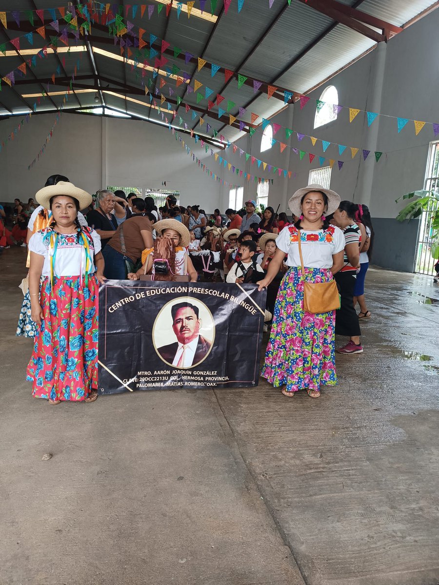 DavidDeLaLuz20's tweet photo. Resulta que el fundador de la luz del munmdo no era Maestro, pero hay colonias y escuelas con su nombre que le acreditan ese titulo
#LLDM #TLOW https://t.co/6pmQ7aeNuS