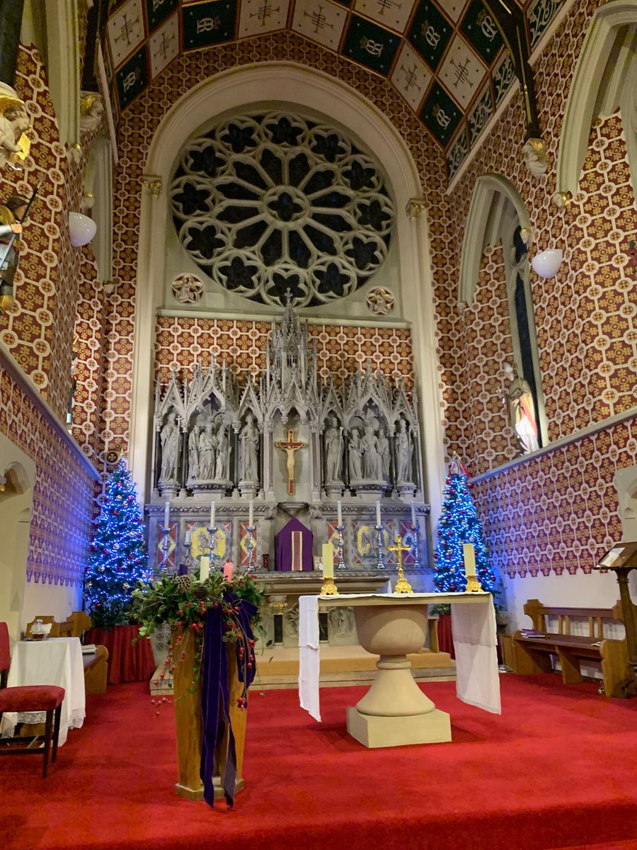 StJoStourbridge's tweet photo. Thank you to everyone who joined us for our Carols by Candlelight at church led by our children.What a wonderful, joyous occasion for our school and parish community.The children sang, read and played their instruments beautifully. We are so proud! #nurturingfaith #catholiclife https://t.co/7N4JUf81WD