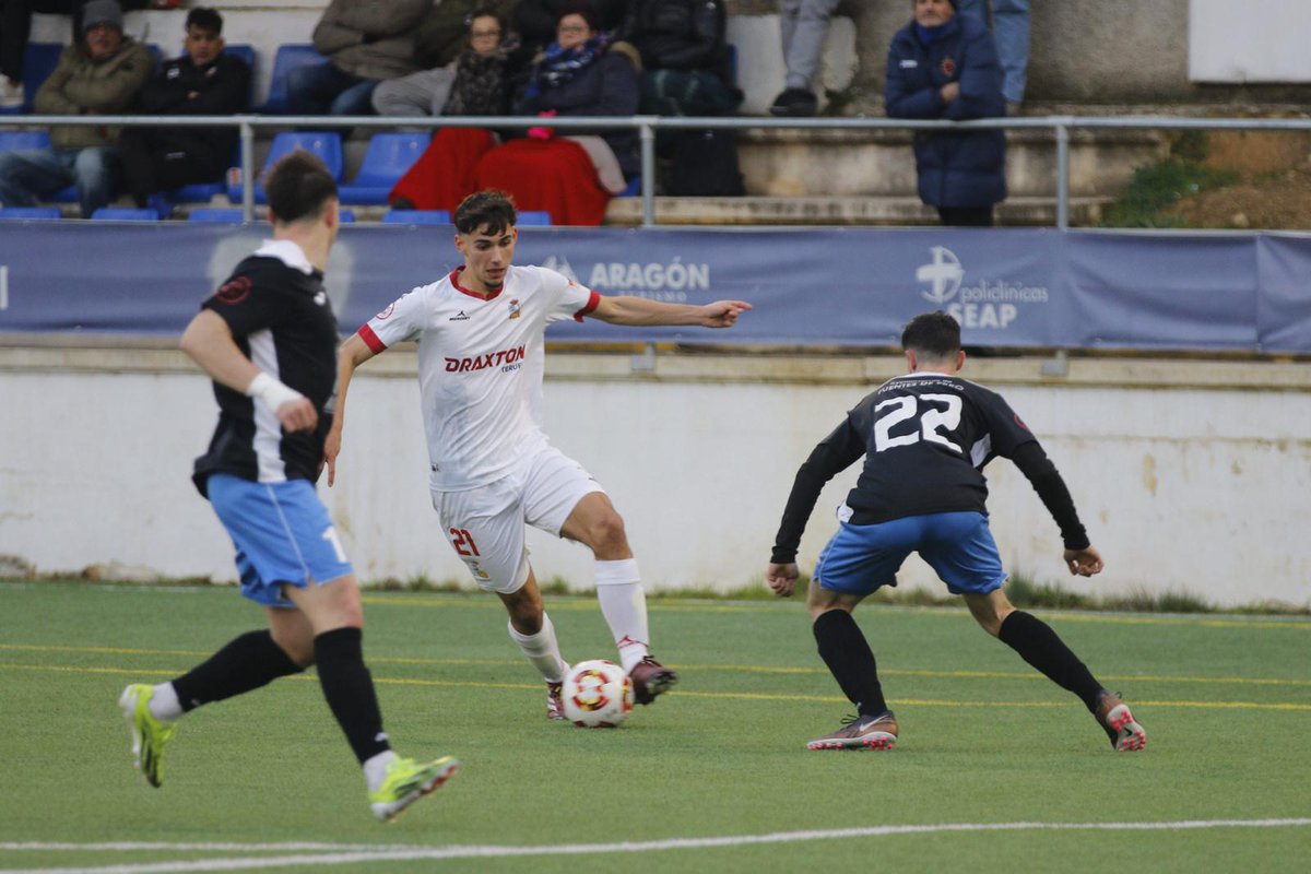 cdutrillas1958's tweet photo. FINAL

@cdutrillas1958 1️⃣
@CDFuentesOf 0️⃣

Merecida victoria. Debimos marcar el segundo gol y al final sufrimos ⚽⚽💪

Gol de Ibra y tres puntazos ‼️‼️

#VamosUtrillas #TerceraRFEF https://t.co/QjXujh47xS