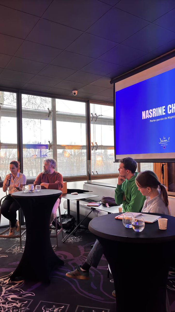 F_Delrieu's tweet photo. Ce week-end à l'InterJAM des @JAMCVDL pour animer une formation sur le fonctionnement de nos municipalités.
L'occasion de rencontrer, avec nos militants, des acteurs locaux pour aborder la question de l'accès aux soins dans nos territoires.
#Municipales #InterJAM https://t.co/WKgir5Qeqj