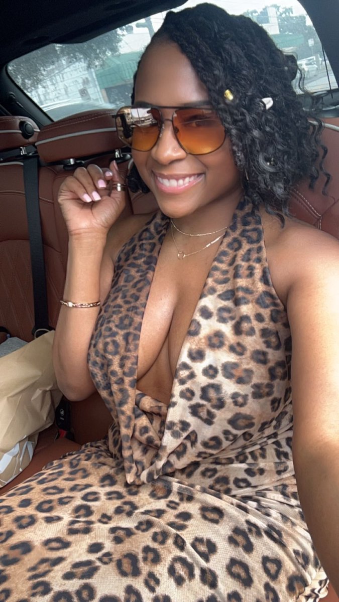 LJones0702's tweet photo. Hi 👋🏾 https://t.co/M0hxpRHhw8