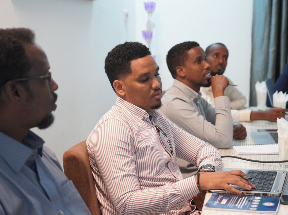 oagsomalia's tweet image. @oagsomalia held a 2-day workshop with the esteemed Auditor General of FMS-OAG South-West State @OfSwss & his team, focused on legal & regulatory frameworks, fraud risks, documentation & forensic audits, fostering knowledge exchange & strengthened audit practices.