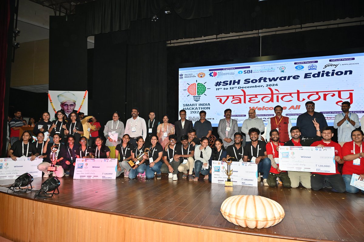 MOE's Innovation Cell- GOI tweet media