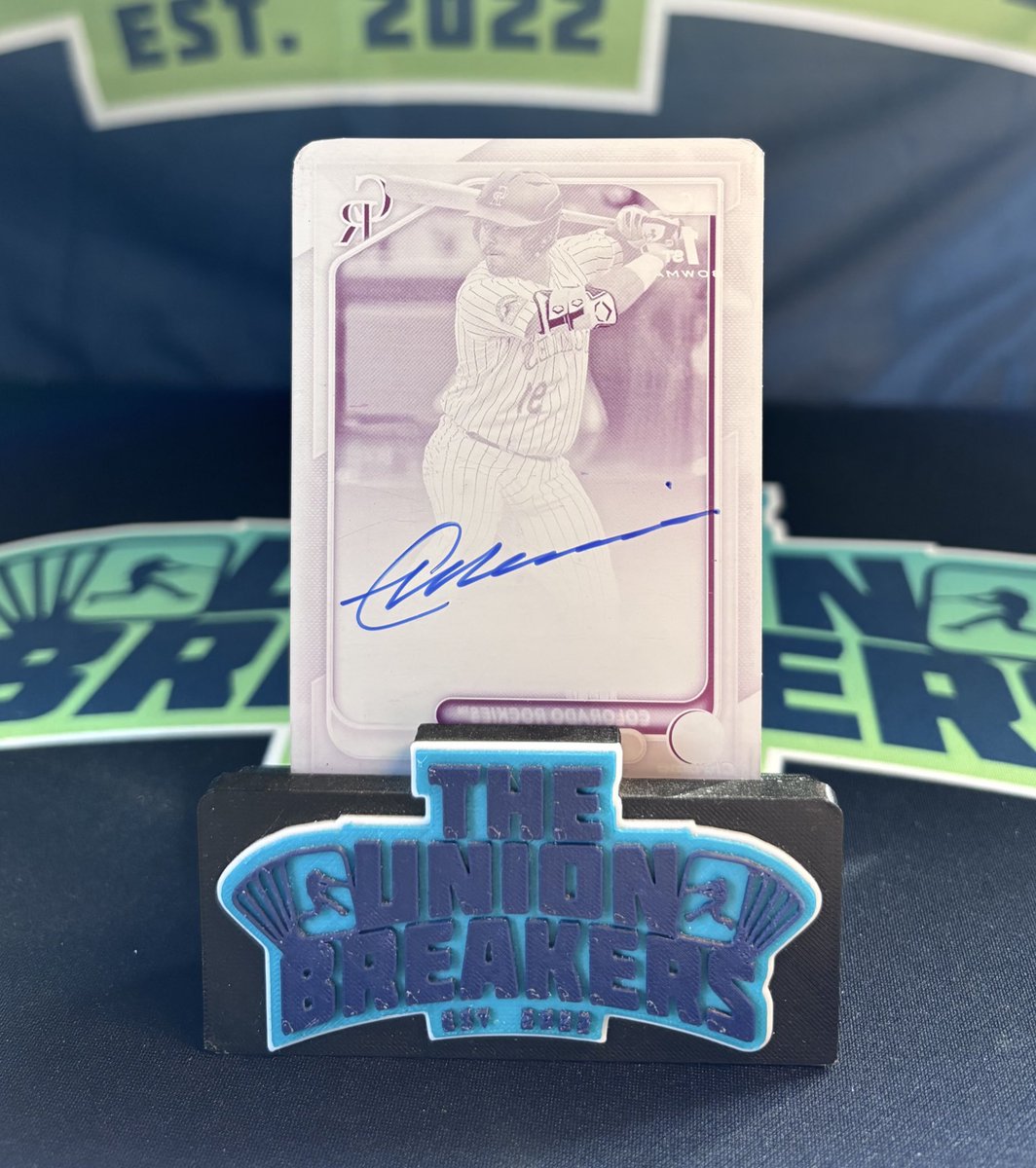 CoolCardBro's tweet photo. Hey @cole_messina 👀

CONGRATS @comingsaintcard 🎉🎉 https://t.co/vJPAoHW2ys