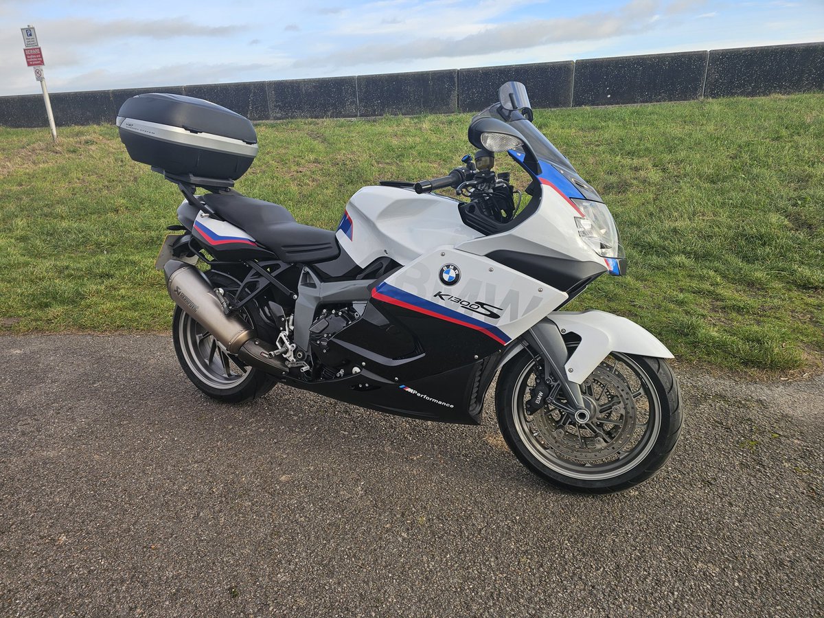 GerryMccorrist1's tweet photo. What a lovely crisp day to be out and about....@BMWMotorradUK #alpinestars #heatedclothingπ @kentcoast https://t.co/pS2MMCeuP1