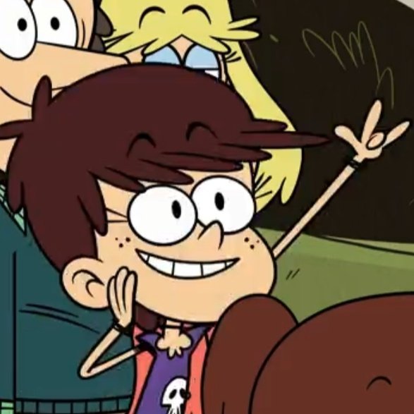 LunaLoudImages's tweet photo. Luna Loud is making an rock and roll pose again.

#TheLoudHouse #Nickelodeon #LunaLoud https://t.co/eX5SzRzau3