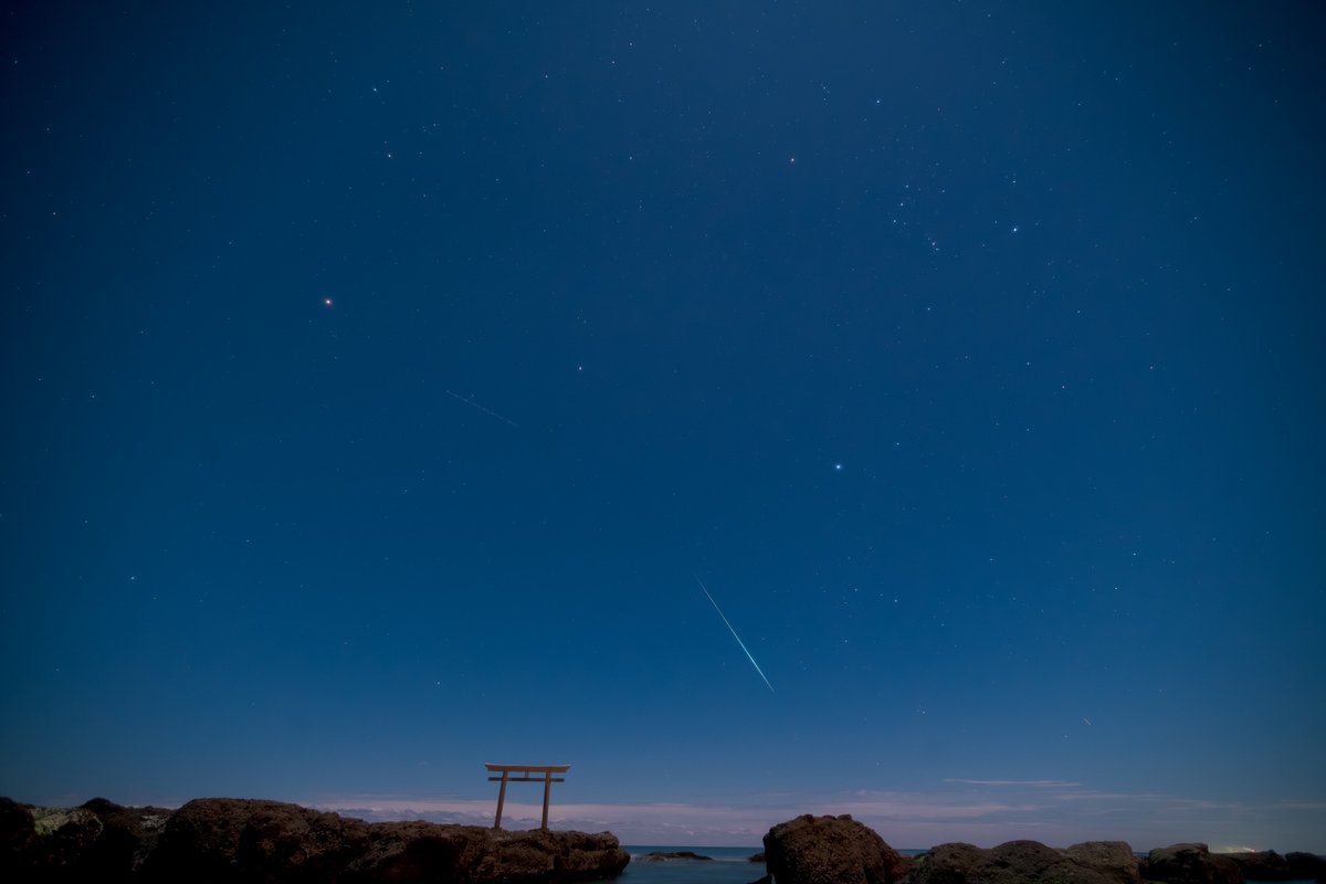 昨日、大洗に流星を撮りにおでかけしてきました。
寒かったけど出かけてよかった！

ふたご座流星群を撮りに行ってきました～大洗町・神磯の鳥居～｜haru <a href="/NAO_CTU_SENDAI/">なお＠CTU-SENDAI</a> #note #冬の1コマ note.com/haru777777/n/n…