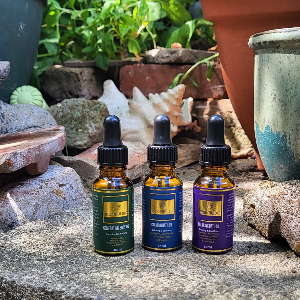 dessentialoils_'s tweet photo. 🌿💕 Made with organic ingredients. Nourishing &amp; protecting the skin barrier ✨️
https://t.co/XB9sz927n5 https://t.co/REnw4NlFD7