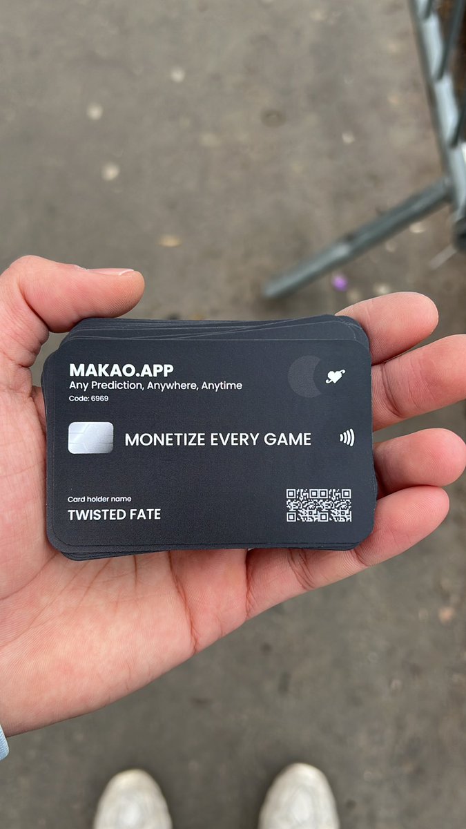 marc_nahas's tweet photo. Nous sommes à League of its own by Redbull! 
Je fais gagner 50$ au premier qui me trouve 💙
@makaoapp https://t.co/pkQk7jVH1I