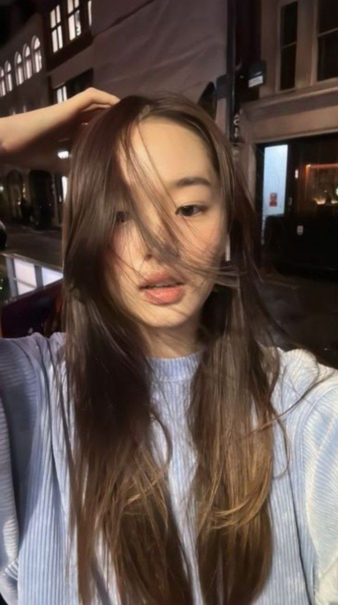 parkajiwon's tweet photo. @Heseungu @LePiccoleCose Aku oke ditembak kayak gini sama kakak tapi aku malu tau! Yang bener aja lu... jawabannya, let's be happy together kak Willy sayang.. jawaban selanjutnya ada disini ya kakak

https://t.co/L5MCareaGm https://t.co/LAYoKVnAV3