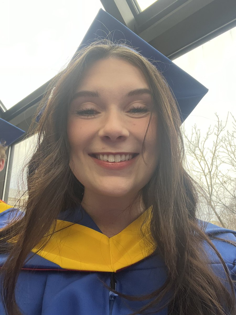 JoseJesurun's tweet photo. #2024AUGrad
Congratulations Maya J Becker! We all love you❤️ https://t.co/DjyRGohUGN