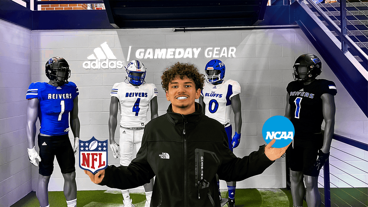onlytimus's tweet photo. Je suis ÉTUDIANT-ATHLÈTE aux USA ! À quoi ressemble les installations dans une UNIVERSITÉ AMÉRICAINE ? 
On se retrouve à Iowa Western #reivers ! 

🔗: https://t.co/ppAVQDtcHe

#AthlèteÉtudiant #VlogUSA #ÉtudierAuxUSA #CampusLife #reiversfootball #iowawesternnjcaad1
#jucod1 https://t.co/m45qeYwaX5