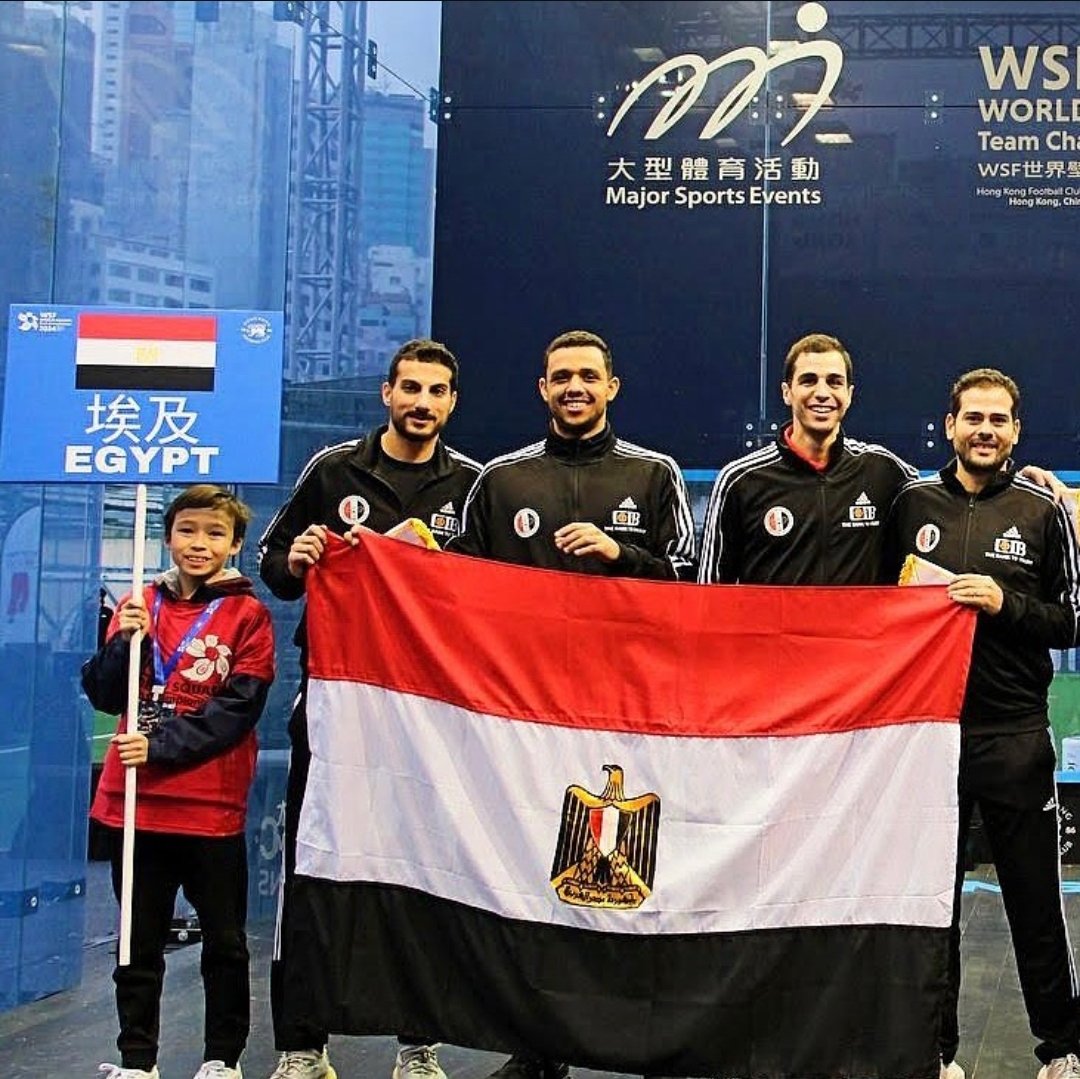 TeamsEgypt's tweet photo. ุงูู
ูุชุฎุจ ุงููุทูู ููุงุณููุงุด ุฑุฌุงู (ุนูู ูุฑุฌุ ู
ุตุทูู ุนุณูุ ู
ุงุฒู ูุดุงู
ู ูุฑูู
ุนุจุฏุงูุฌูุงุฏ) ูุชูุฌ ููู
ุฑุฉ ุงูุฑุงุจุนุฉ ุชูุงูููุง ุจููุจ ุจุทููุฉ ุงูุนุงูู
ูููุฑู ูููุบ ูููุบ 2024 ู ุฐูู ุนูุจ ููุฒู ุนูู ูุธูุฑู ุงูุงูุฌููุฒู 0/2 ูู ู
ุฌู
ูุน ุงูู
ุจุงุฑูุงุช ๐ช๐ฌ
#TeamEgypt X #WSFTeams https://t.co/pdAGw36JAR