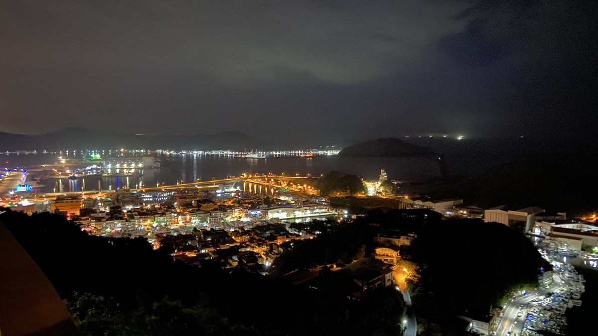 wasabi_ZT's tweet photo. 自己到山上看夜景好像也挺不錯的 https://t.co/0pkySH4JWM