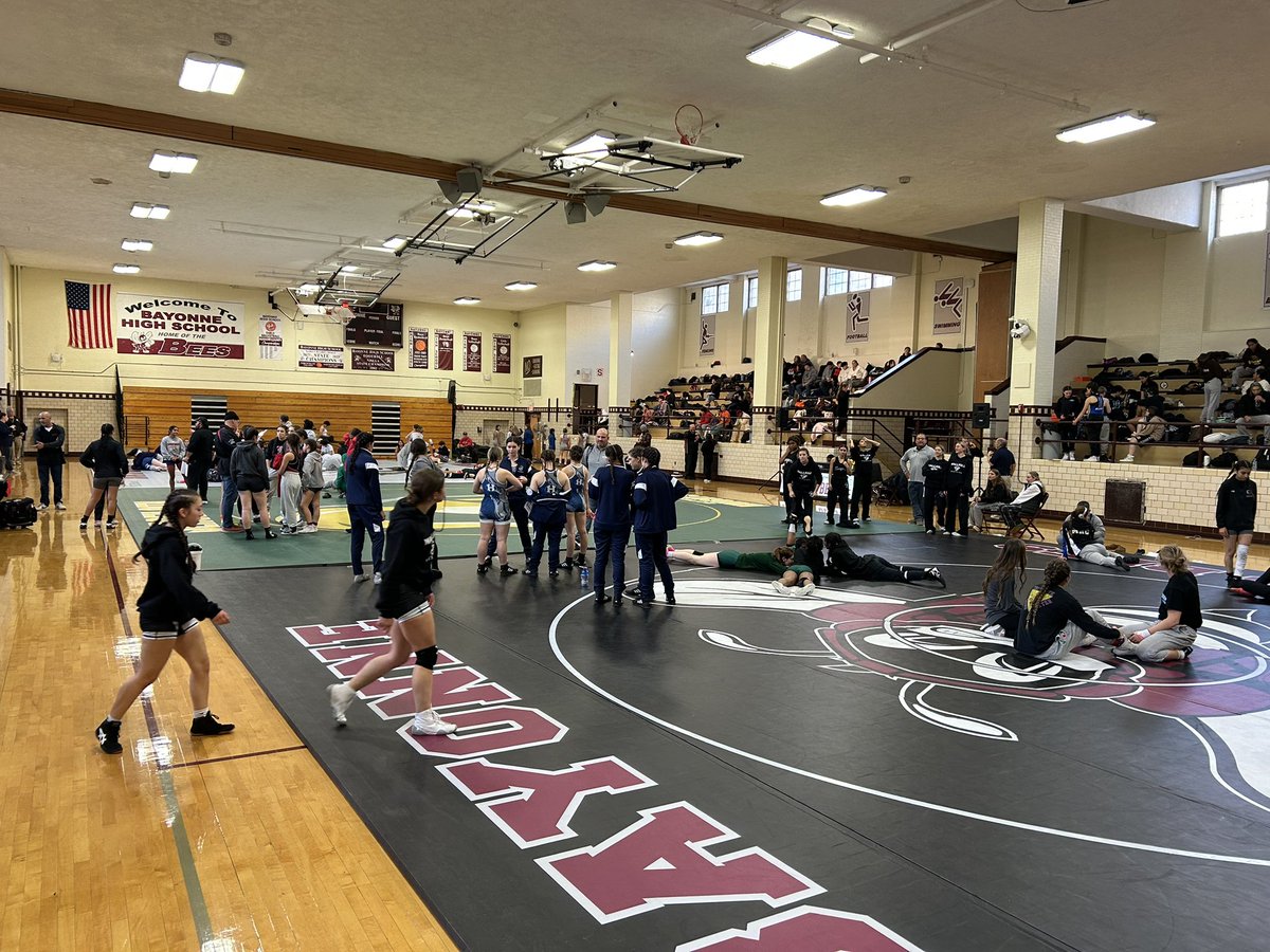 Back at it again today with our 4 girls at the Queen Bee Jamboree in Bayonne. Sloan, Hammett, Canipe and Keegan all opening up their seasons today #hometownpride