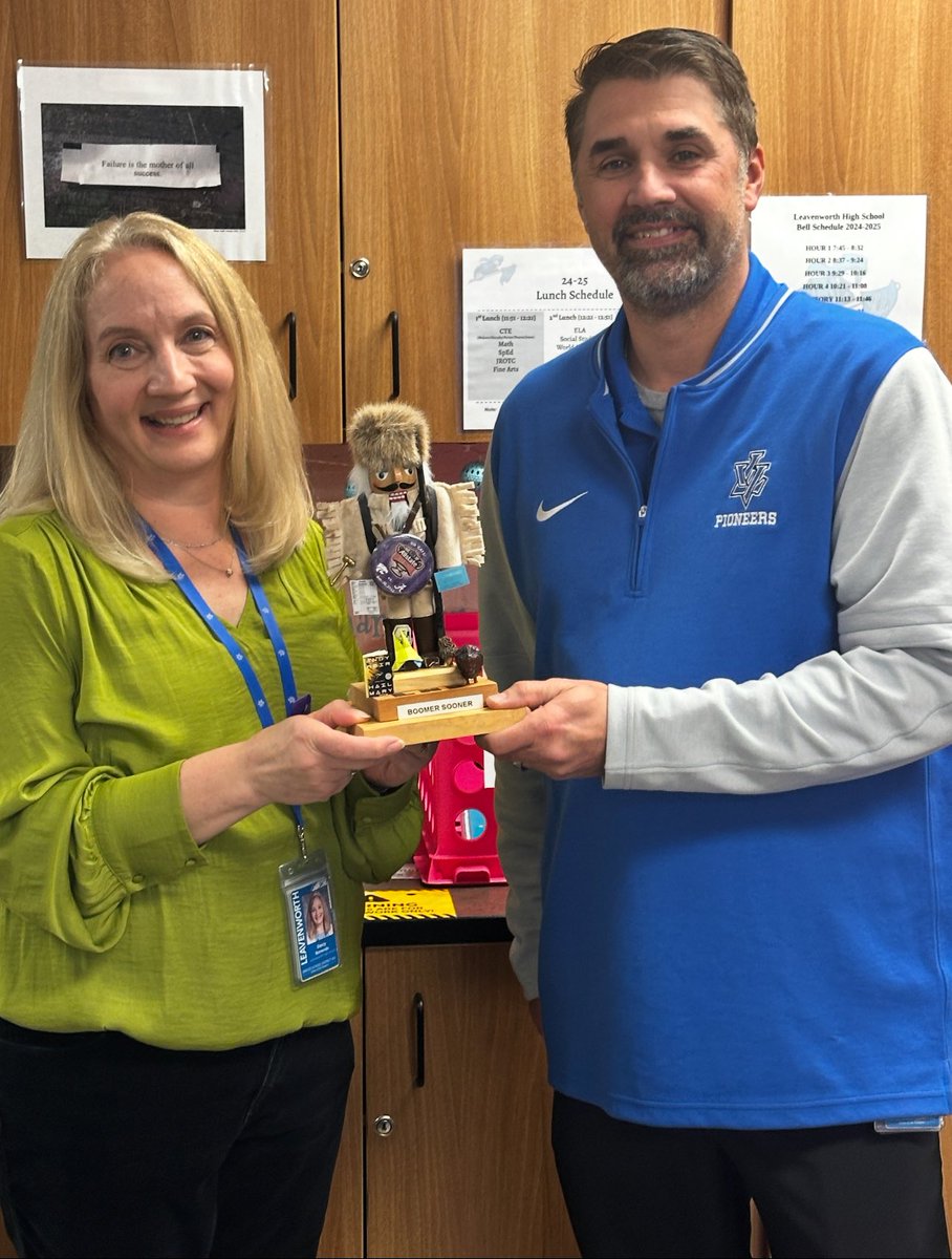 James Vanek (@lvjamesv) on Twitter photo Congratulations to Ms. Romondo on being named staff member of the week! <a href="/PeteTweets453/">Leavenworth USD 453</a> Congratulations to Ms. Romondo on being named staff member of the week! <a href="/PeteTweets453/">Leavenworth USD 453</a>