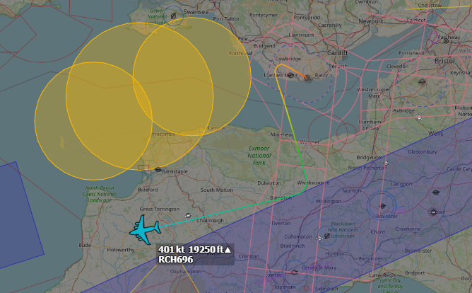 Andyyyyrrrr's tweet photo. 13:50 REACH 696 USAF C-17 Globemaster III 
Departed Cardiff Airport #EGFF, Inbound Charleston Air Force Base #KCHS.
Cleared to Climb FL300. 
Currently working London 126.075. 
#RCH696 Tail : 07-7178 https://t.co/vueZJzsndp