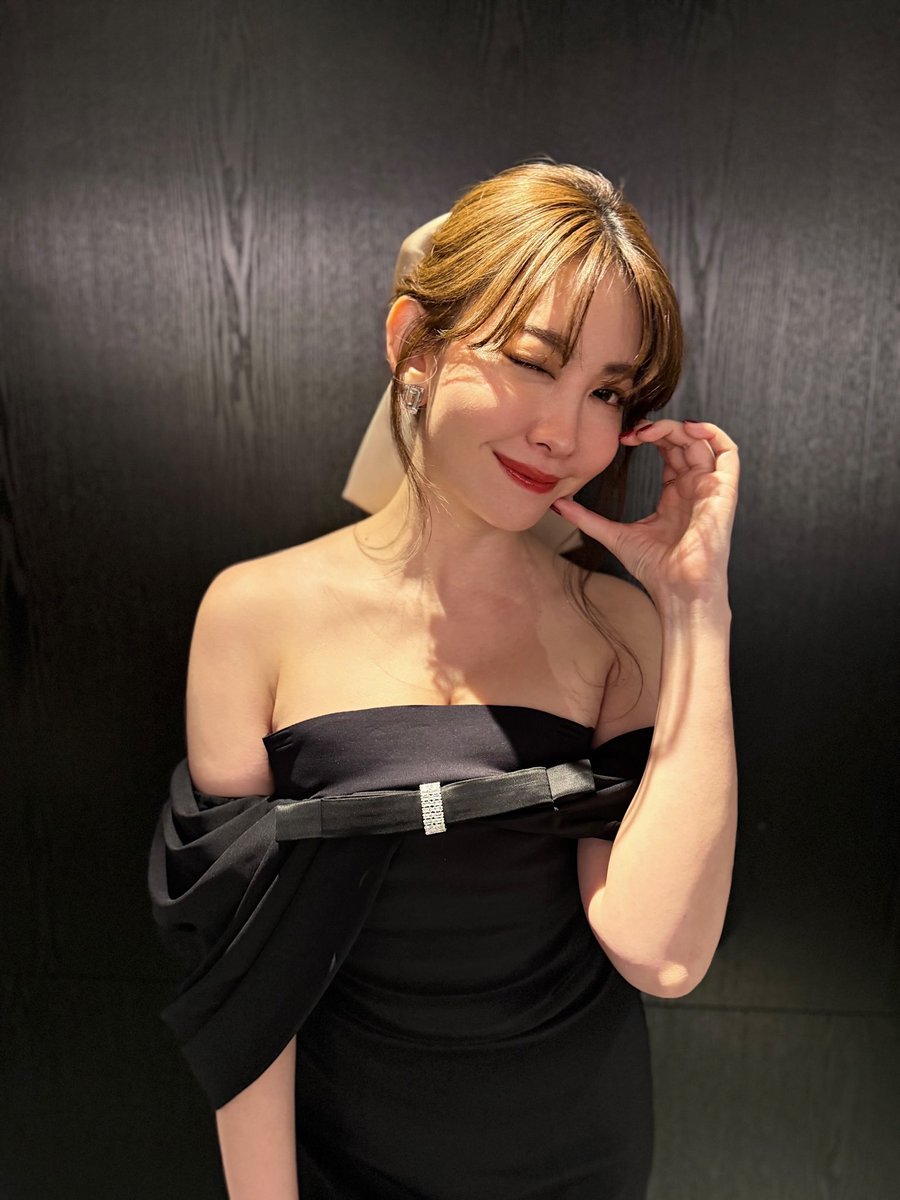 こじはる写真集チェキ&お渡し会にご来場いただきありがとうご