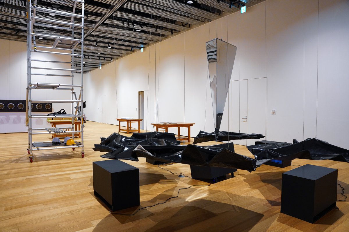 iead_sns's tweet photo. 本日をもちまして企画展「つながりと発見」は閉幕いたしました。この展覧会が皆さまにとって新たなつながりや発見をもたらす機会になったのであれば、これ以上の喜びはございません。ご来場いただいた皆さま、出展者の皆さま、展覧会を支えてくださったすべての関係者の皆さまに深く御礼申し上げます。 https://t.co/Kj0A5gcBiN