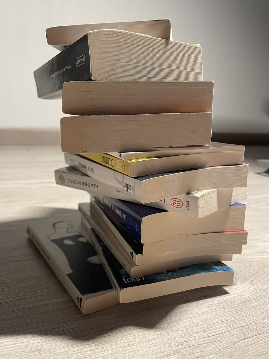 lamsitoy's tweet photo. THREAD : si tu as aimé ce livre, tu devrais aimer ce livre 📚 https://t.co/F8q1e0d4JF