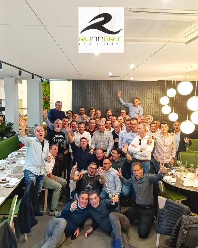CE RUNNERS RIO TURIA tweet media