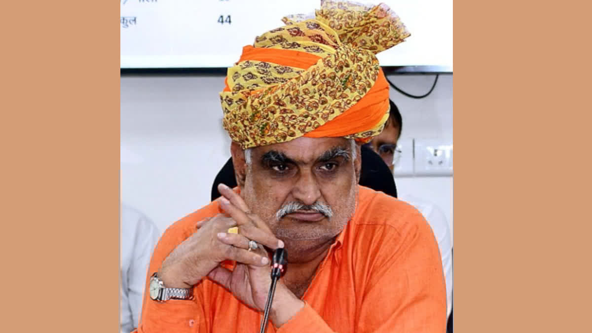 ETVBharatRJ's tweet image. विकास को लगेंगे नए पंख: बीकानेर और भरतपुर में अब विकास प्राधिकरण, नोटिफिकेशन जारी 
etvbharat.com/hi/!state/now-… 
#Bikaner #Bharatpur #DevelopmentAuthority #UDHDepartment #Notification