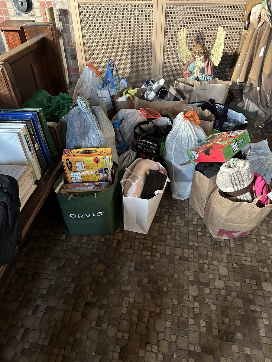 NicholsHockey's tweet photo. Leaders, coaches, and supporters of the Nichols Hockey program delivered clothing and board game items to St. Luke’s Mission of Mercy that were gathered by all student-athletes and parents of the hockey program. We are blessed to be apart of serving our community! #GoldStandard https://t.co/filDbEaRmZ