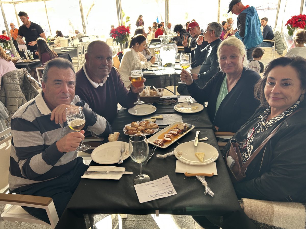 Celebrando lo de Águilas en Águilas!!AUPA EQUIPAZO ⁦@fclaunionatl⁩ .