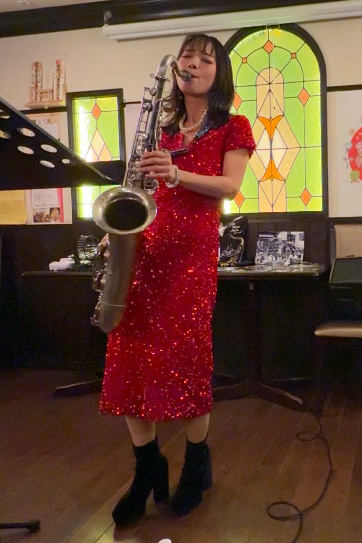 メケメケ tweet media