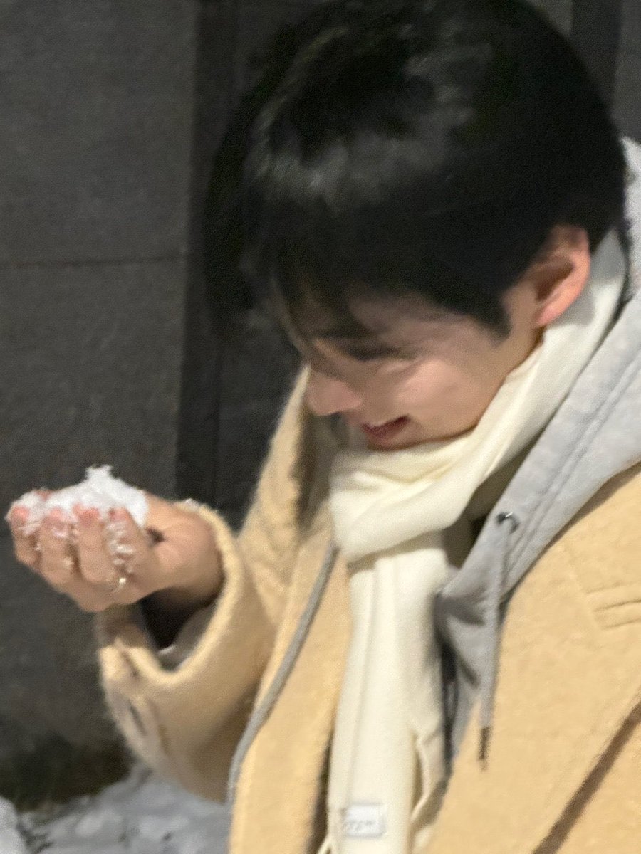 arc_SHB's tweet photo. 겨울 성한빈
생각보다 더 조은 것  같타요 。
。
。 https://t.co/5feS2J5vNL