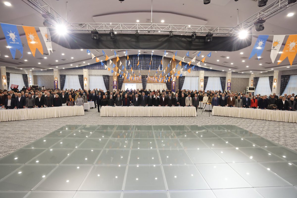 akpartimeram's tweet photo. 8. Olağan Kongremizi İl Koordinatörümüz,İl Başkanımız, Milletvekillerimiz,Belediye Başkanlarımız ve teşkilat mensuplarımızın katılımı ile gerçekleştirdik.
8. Dönem İlçe Başkanımız olarak seçilen @mmunlafalioglu'nu tebrik eder, görevi devreden @Dolular başkanımıza teşekkür ederiz. https://t.co/e4IACggAH3