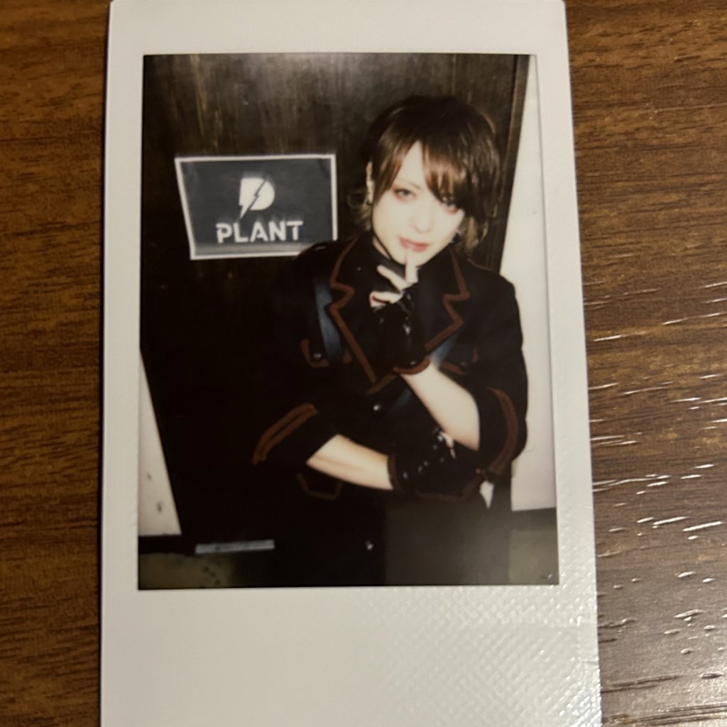 dididitori's tweet photo. DIAURA 達也さんの12/8 札幌、12/15大阪のチェキをお譲りします。交換の場合は12/15 アウトストアの翔也さんでお願いします。
お譲りの場合はまとめてのお取引を優先させていただきます。よろしくお願いします。 https://t.co/t3he3HYeex