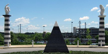 Vision4theBlind's tweet photo. IRS headquarters in Maryland https://t.co/RrHkfCYuEq