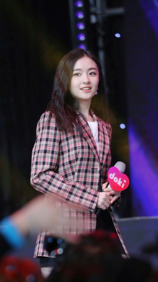 <a href="/natjaemind/">Jaemin, Na.</a> "Saya, Aline, mohon pamit undur diri. Terima kasih kepada Judicates dan seluruh panitia yang telah bekerja keras demi kelancaran acara malam ini. 

Ucapan terima kasih juga kepada Jepanbojo yang telah meluangkan waktunya untuk hadir dan memeriahkan acara perpisahan kita ini."