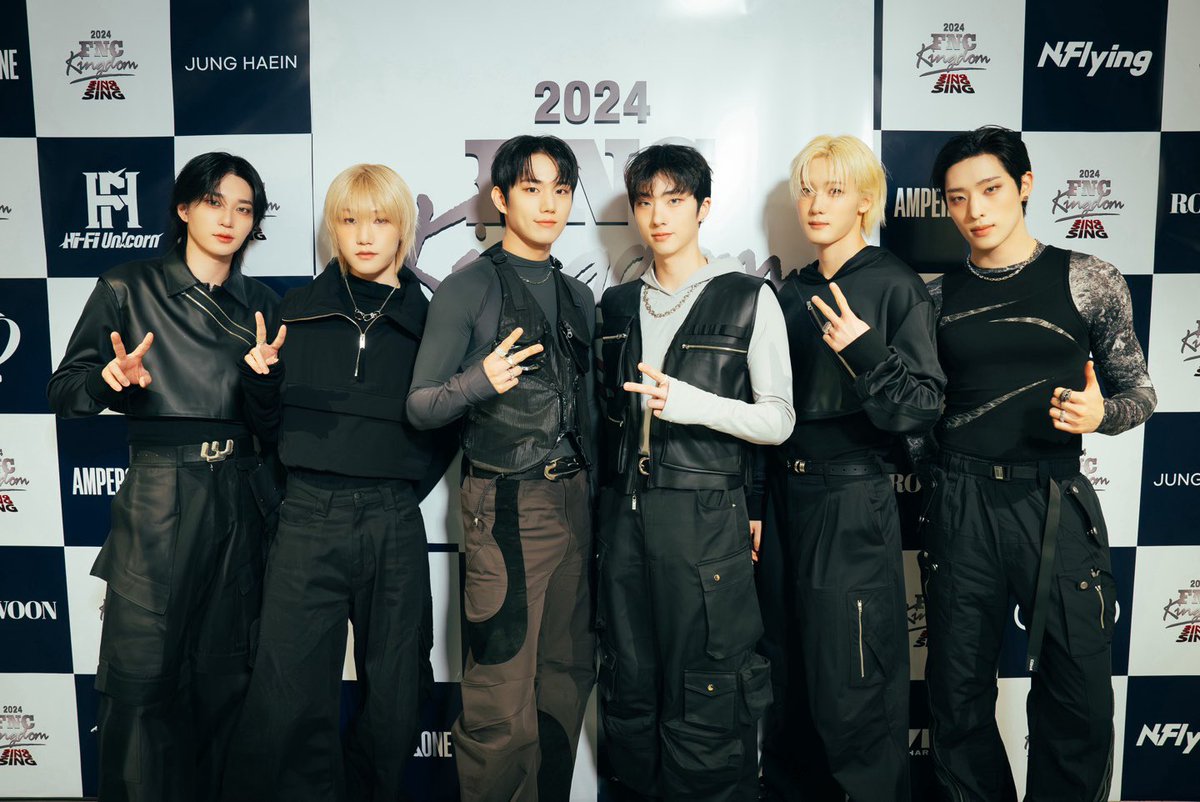 keehryoon's tweet photo. and that’s all to wrap our 2024 fnc kingdom sing! sing! sing! I hope p1eces enjoy the stages as much as I do, peace out! https://t.co/qRZarQybxs