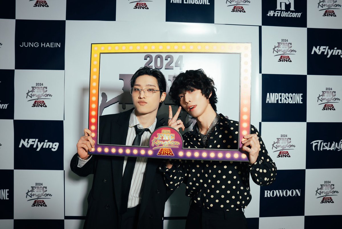 keehryoon's tweet photo. and that’s all to wrap our 2024 fnc kingdom sing! sing! sing! I hope p1eces enjoy the stages as much as I do, peace out! https://t.co/qRZarQybxs