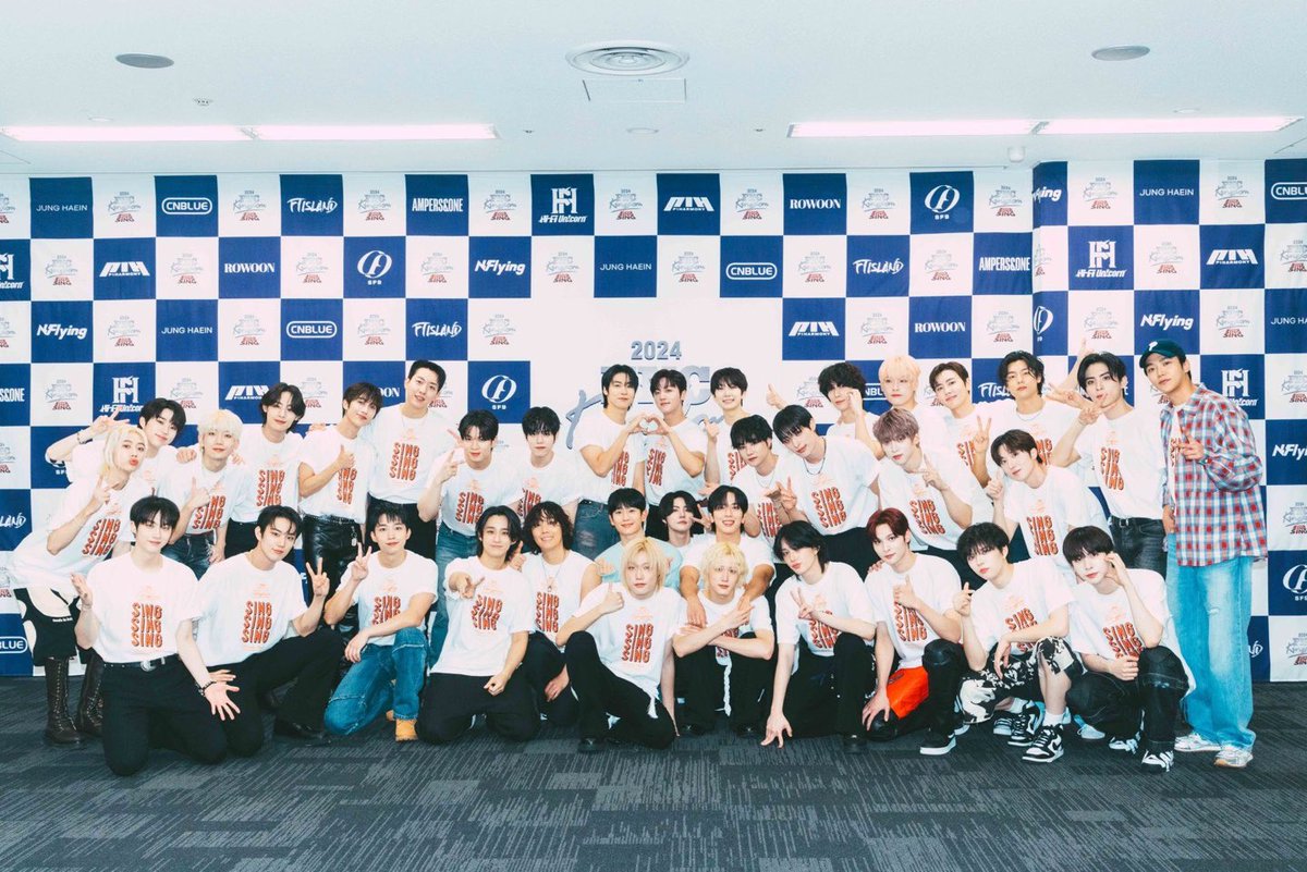 keehryoon's tweet photo. and that’s all to wrap our 2024 fnc kingdom sing! sing! sing! I hope p1eces enjoy the stages as much as I do, peace out! https://t.co/qRZarQybxs