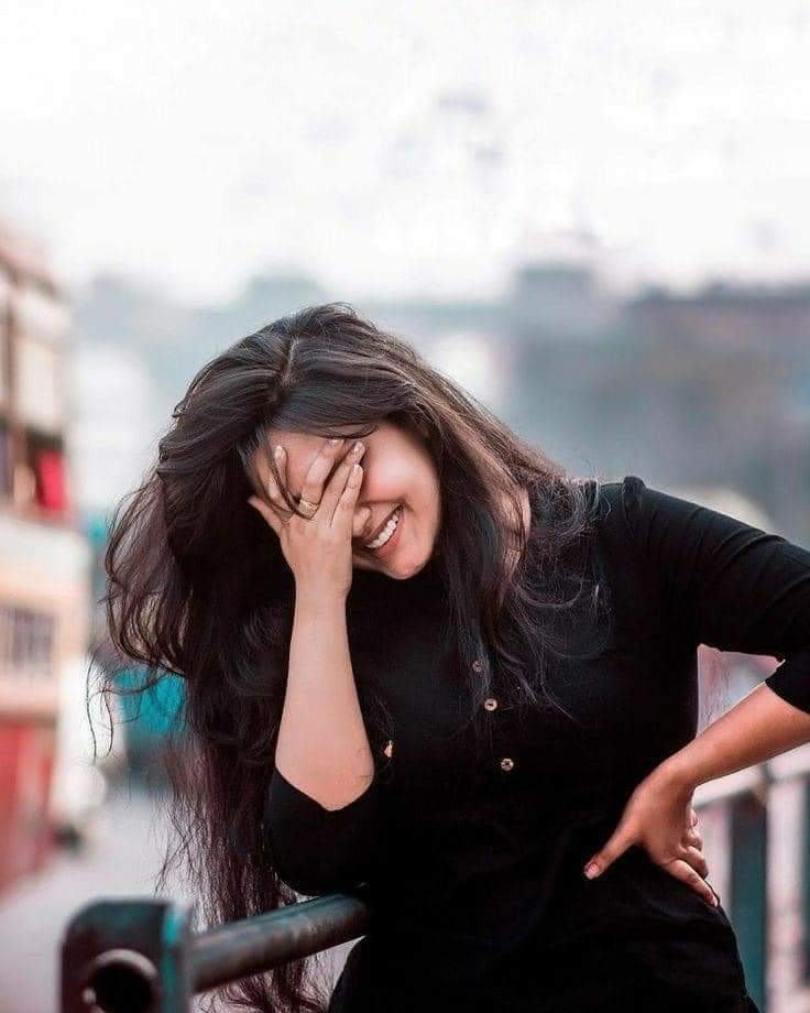 Rajputmahi012's tweet image. #poochhana ye tha ki..🙋🏻♀

ye jo #naya_saal aa raha hai ,,

vo #khud aa jaayega ya 🏃🏻♀
use lene  #jaana   padega 🤷🏻♀

#naiwyaiar 
#2025raiady 
#wellcome2025