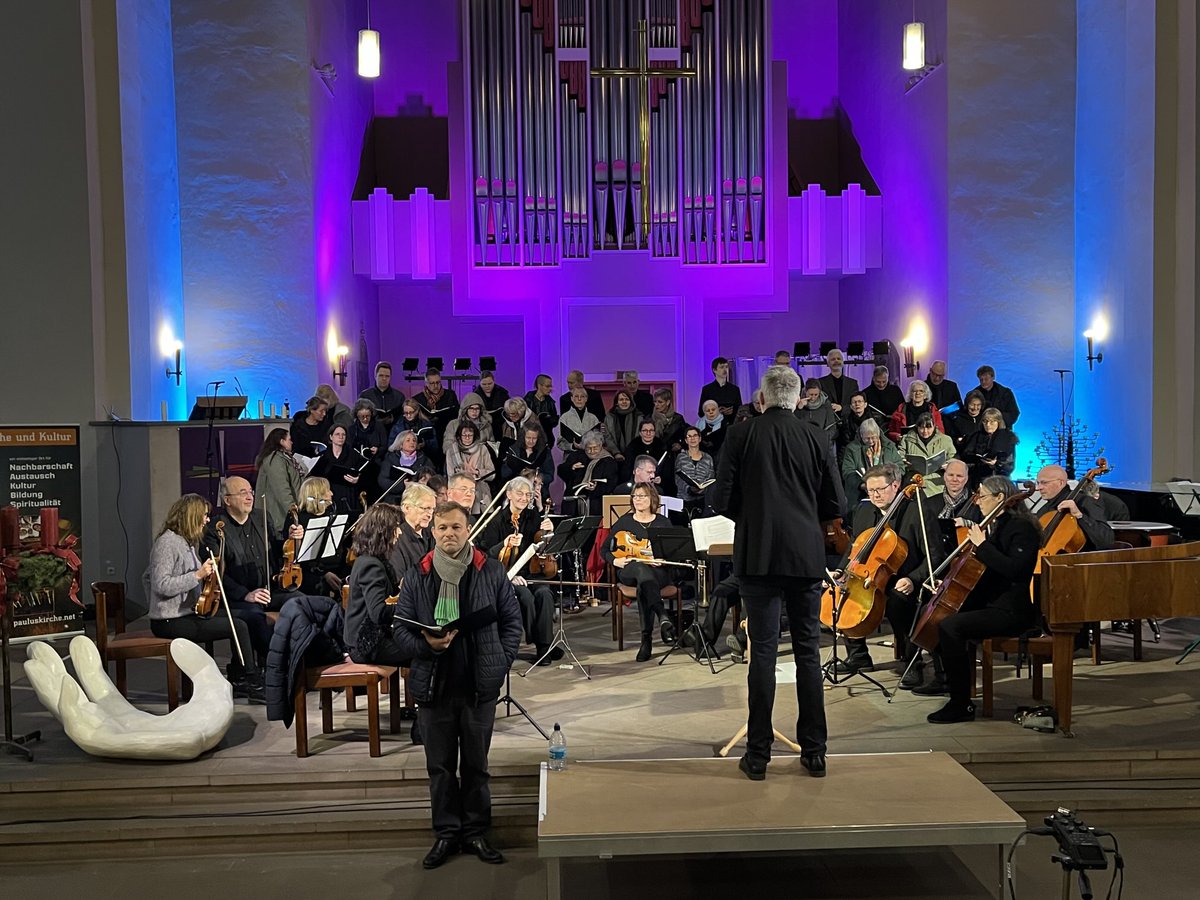 Bob Chilcott (@bobchilcott) on Twitter photo In Dortmund for the premiere weekend of my Christmas piece ‘Ankunft’ written for the Arztechor Ruhr and orchestra with writer Friederike Karig. <a href="/OUPMusic/">Oxford Music</a> In Dortmund for the premiere weekend of my Christmas piece ‘Ankunft’ written for the Arztechor Ruhr and orchestra with writer Friederike Karig. <a href="/OUPMusic/">Oxford Music</a>