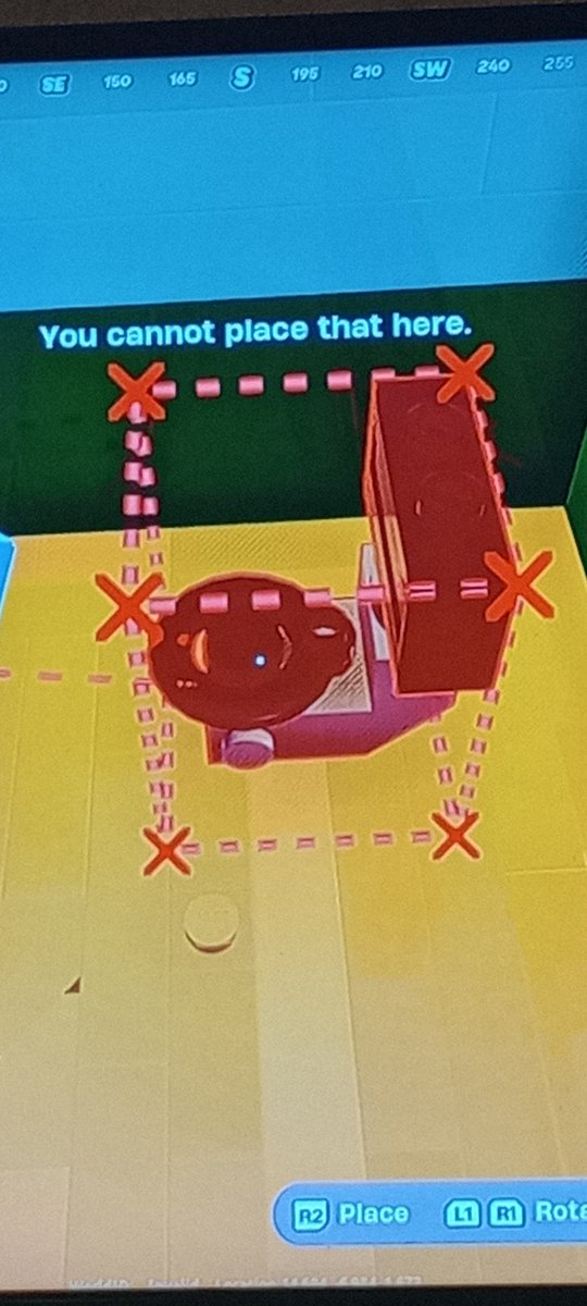 Dread_Venom's tweet photo. @FortniteStatus can you please fix this issue there is an issue where I cannot place furniture in the two rooms upstairs that are in the upstairs of the apartments in LEGO brick life can you please fix this https://t.co/I9qz0pY50O