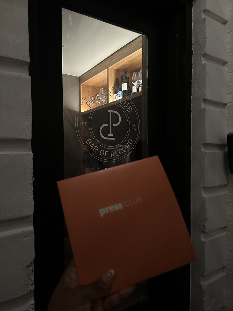 Scotty_DoesIt's tweet image. so there’s this brand new vinyl bar/speakeasy in DC called Press Club and… 

they WILL be seeing me again.
