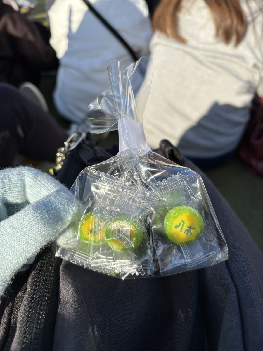 fmb_ribon's tweet photo. 寛平マラソン🏃‍♀️💨念願の最初から最後まで加藤さんと一緒にゴールできてよかった😌
加藤さん、何もかも本当に優しすぎてもっと大好きになりました♥️俊介ネイルも見てもらえて大満足💅💯たむけんカレーも八木飴もラッキー🍬
とにかく最幸でした❤️‍🔥ステキな思い出をありがとうございました🥰
#寛平マラソン https://t.co/eOeff30xut