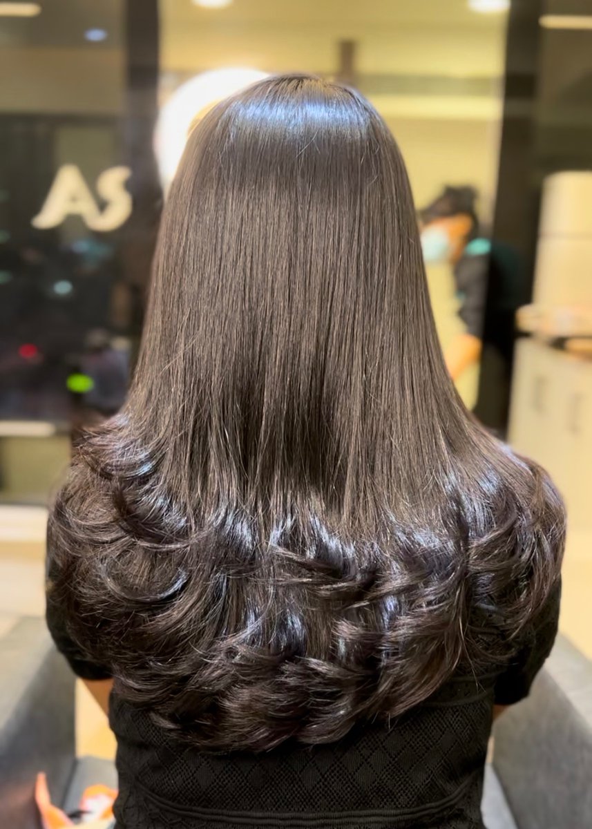 AloeLounge's tweet photo. Wake up with hair that's ready for anything. Our permanent blow dry will leave your hair looking flawless and feeling fabulous. 

#permanentblowdry #hairstyle #hairgoals #hairtransformation #salon #beauty #haircare #hairtreatment #hairdresser #hairstylist #beforeandafter https://t.co/t2xkp5UR1V