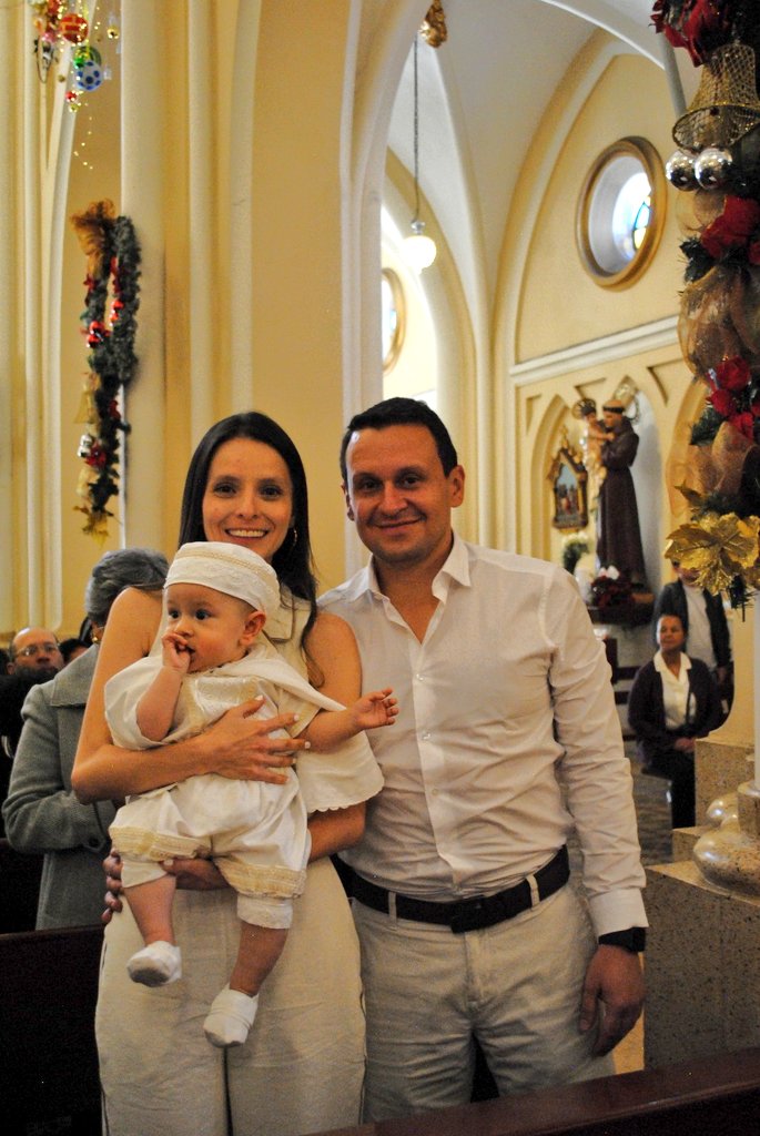 ChavarroNata's tweet photo. Mi vida entera, mi hijo y mi esposo🩵🙏🏼🕯️ https://t.co/weSFQ4tHwH