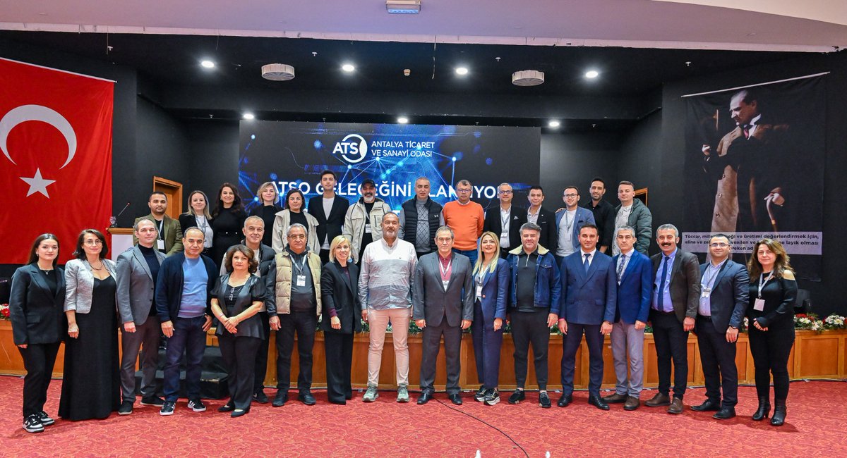 ATSO Meslek Komiteleri Müşterek Toplantısı’nı, meslek komitelerimizin değerli üyelerinin yoğun katılımıyla başarıyla tamamladık. İki gün süren bu toplantılarda, komite üyelerimizle birlikte hem sektörlerimizin mevcut durumunu hem de gelecekte atılması gereken adımları kapsamlı