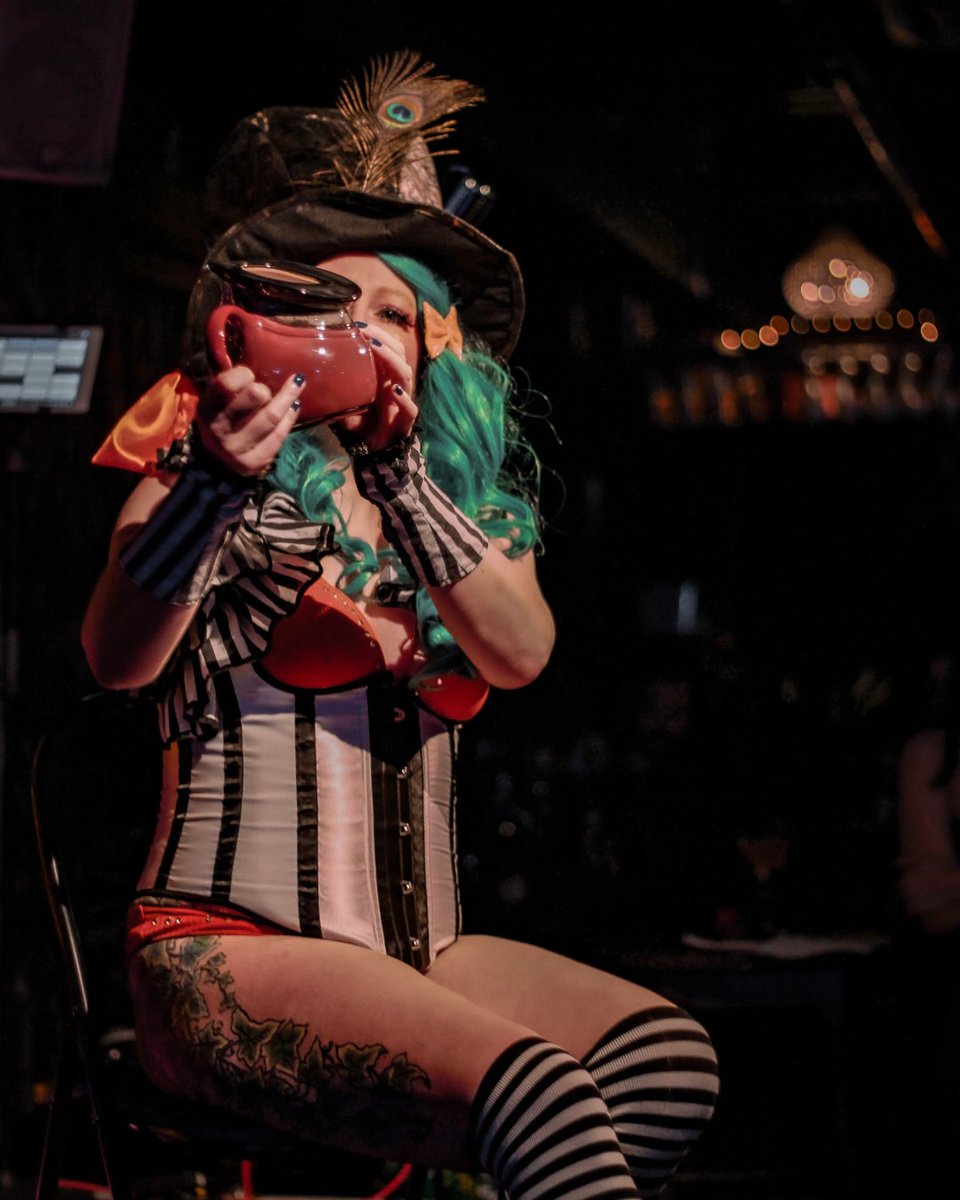 TheFitzgeraldNQ's tweet photo. I know we keep going on about New Year's Eve, but this is usually our best night of the year and it always sells out!

⭐ Burlesque show early doors
⭐ Welcome drink
⭐ Nibbles
⭐ Live music until the early hours of the morning

https://t.co/dcjK4HvYvW https://t.co/6oO5e8SZYV