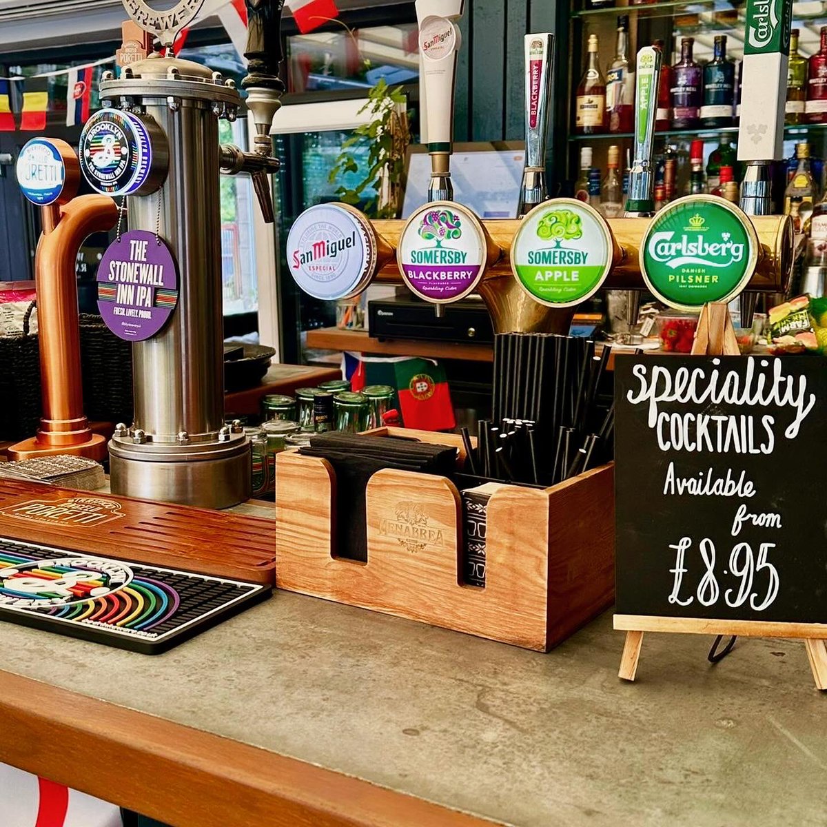 whiterabbitramy's tweet photo. Sunday Vibes🐇 

What better on Sunday than relaxing with family and friends to enjoy a delicious Sunday Roast

Or, relax and unwind with our Home Brewed Mulled Wine🍷 

Choose of Roasts - Rump of Black Angus Beef, Chicken or Roast Butternut Squash &amp; Beetroot Vegan Wellington https://t.co/8IVxixuTBu
